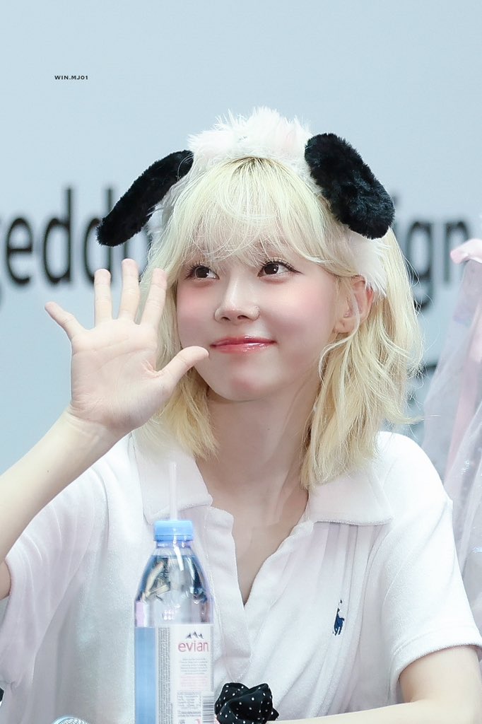 winterminjeong3's tweet photo. 240721
울 강아지 좀 귀여운데ㅋㅋ🐶
#윈터 #에스파
#WINTER #aespa
#ウィンター https://t.co/BrZI0aSlgW