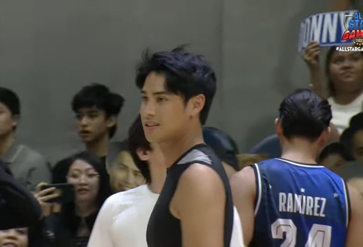 POGI NAMAN NG TEAM CAPTAIN!!!!

DONNY TAKES OVER 

#CourtSideWithDonBelle 
#BELLEyondTheGame