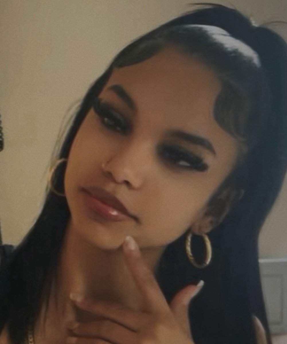 PascoSheriff's tweet image. Pasco Sheriff's deputies are currently searching for Luchianna Viaud, a missing/runaway 15-year-old. Viaud is 5’4”, around 110 lbs., with black hair and brown eyes. Viaud was last seen on July 18, around 12:40 p.m., in the Monza Lp. area of Land O’ Lakes. Viaud was last seen…