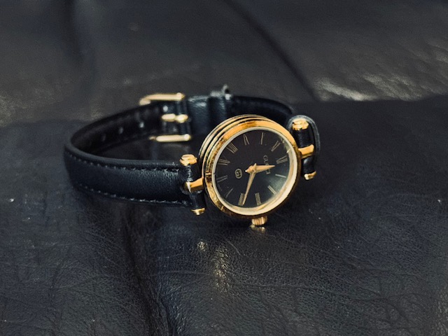 GUCCI 時計 weekend tokyo on X: