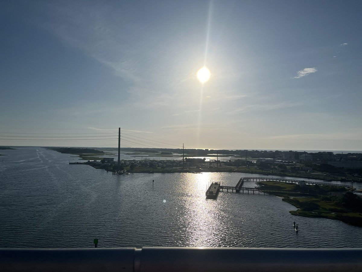 jjrennie's tweet image. The “Jared is Miserable” index is struggling today on the NC coast.
Views: amazing
Humidity: miserable
#NCwx @spann @wxbrad @TimBuckleyWX