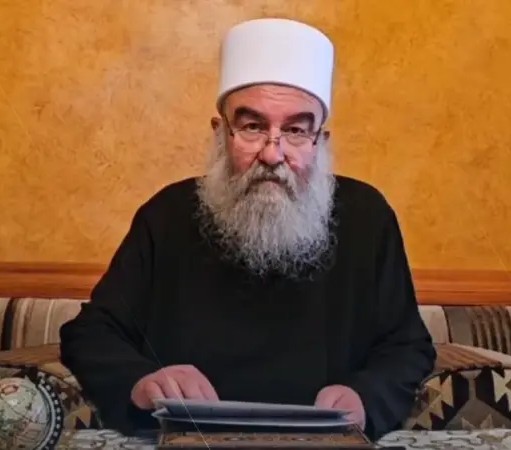SoranHamarash's tweet image. Sheikh Hikmat al-Hijri, the Druze cleric who defended his people against the brutal terrorist group of al-Julani, deserves the highest respect. #Druze #DruzeUnderAttack #Syria