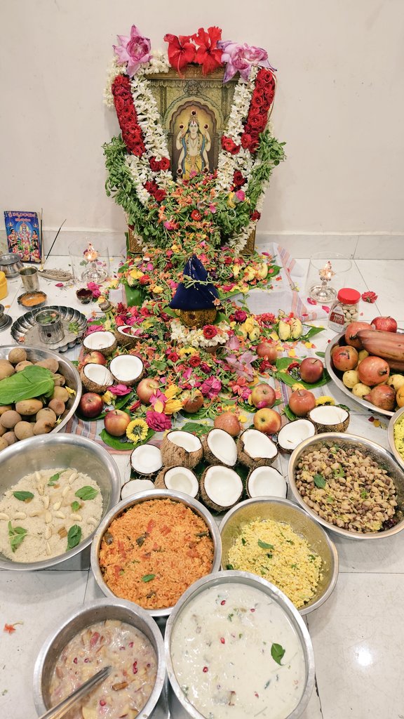 TirangaBJP's tweet image. தொடர்ந்து 679 வது முறை ஏகாதசி கிருத்திகை சிறப்பு நாளான இன்று ஸ்ரீ #சத்யநாராயணாசுவாமி பூஜை இன்று எங்கள் இல்லத்தில் நடைபெற்ற போது எடுத்த படம். 56 வருடங்களாக தொடர்ந்து ஒவ்வொரு மாதமும் #பௌர்ணமி அல்லது #ஏகாதசி என்று இந்த பூஜை நடைபெறும் இந்த பூஜையில் பங்கேற்க விருப்பமுள்ளார்கள் என்னை…