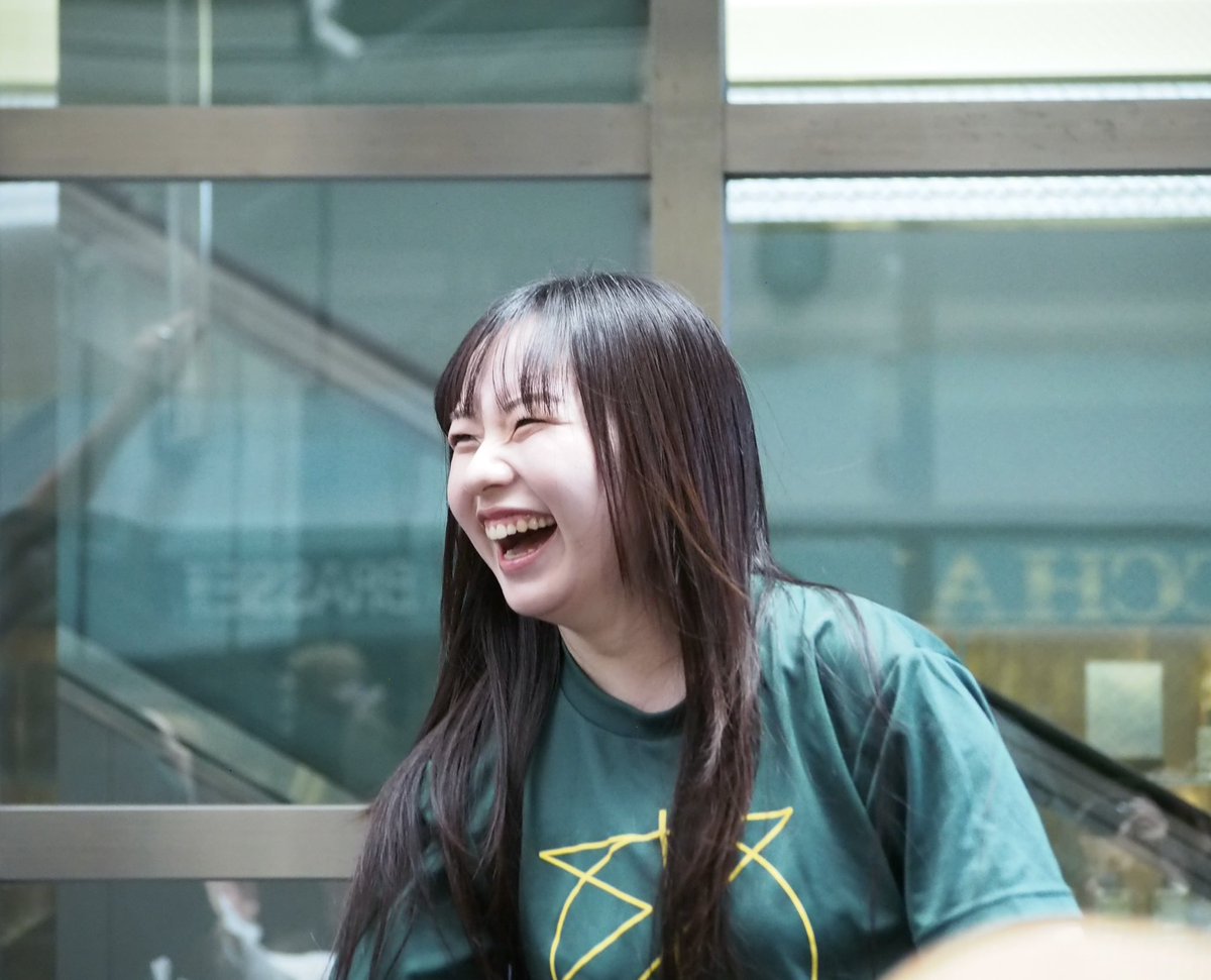 ずーーっと見てられるNANAちゃんの笑顔
✨　この笑顔を見るとほんとに幸せな気持ちになるんです😊
あんまり話せないタイプなんですが特典会でもこの笑顔を引き出せるように頑張ります🤣
#acroa 
#てやてやしなよ