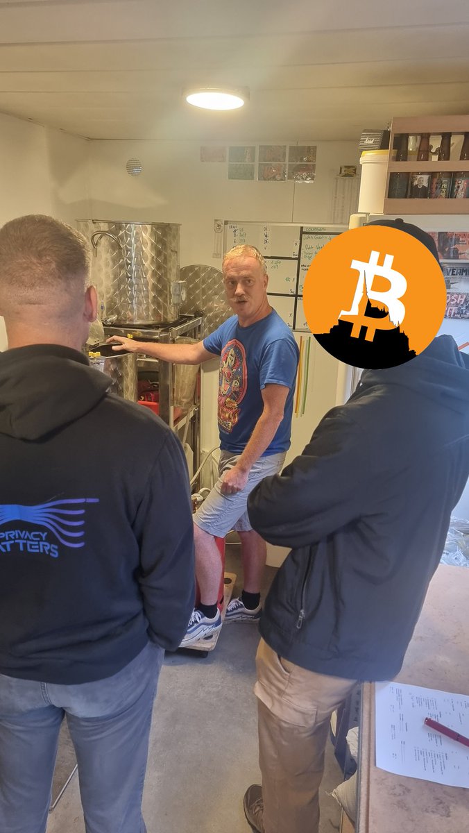 Normandie Bitcoin (only) (@normandiebtc) on Twitter photo Vous l'avez deviné ! On brasse une bière spéciale <a href="/NormandieBTC/">Normandie Bitcoin (only)</a> 🍺
Ici, l'étape de l'empatage 🤤 avec Mathieu de la Brasserie Anacrouse à Bourg-Achard, <a href="/CaverneCrypto/">Crypto Caverne</a>, Benoît et <a href="/bengrude/">Benetlor</a>
#bitcoin Vous l'avez deviné ! On brasse une bière spéciale <a href="/NormandieBTC/">Normandie Bitcoin (only)</a> 🍺
Ici, l'étape de l'empatage 🤤 avec Mathieu de la Brasserie Anacrouse à Bourg-Achard, <a href="/CaverneCrypto/">Crypto Caverne</a>, Benoît et <a href="/bengrude/">Benetlor</a>
#bitcoin