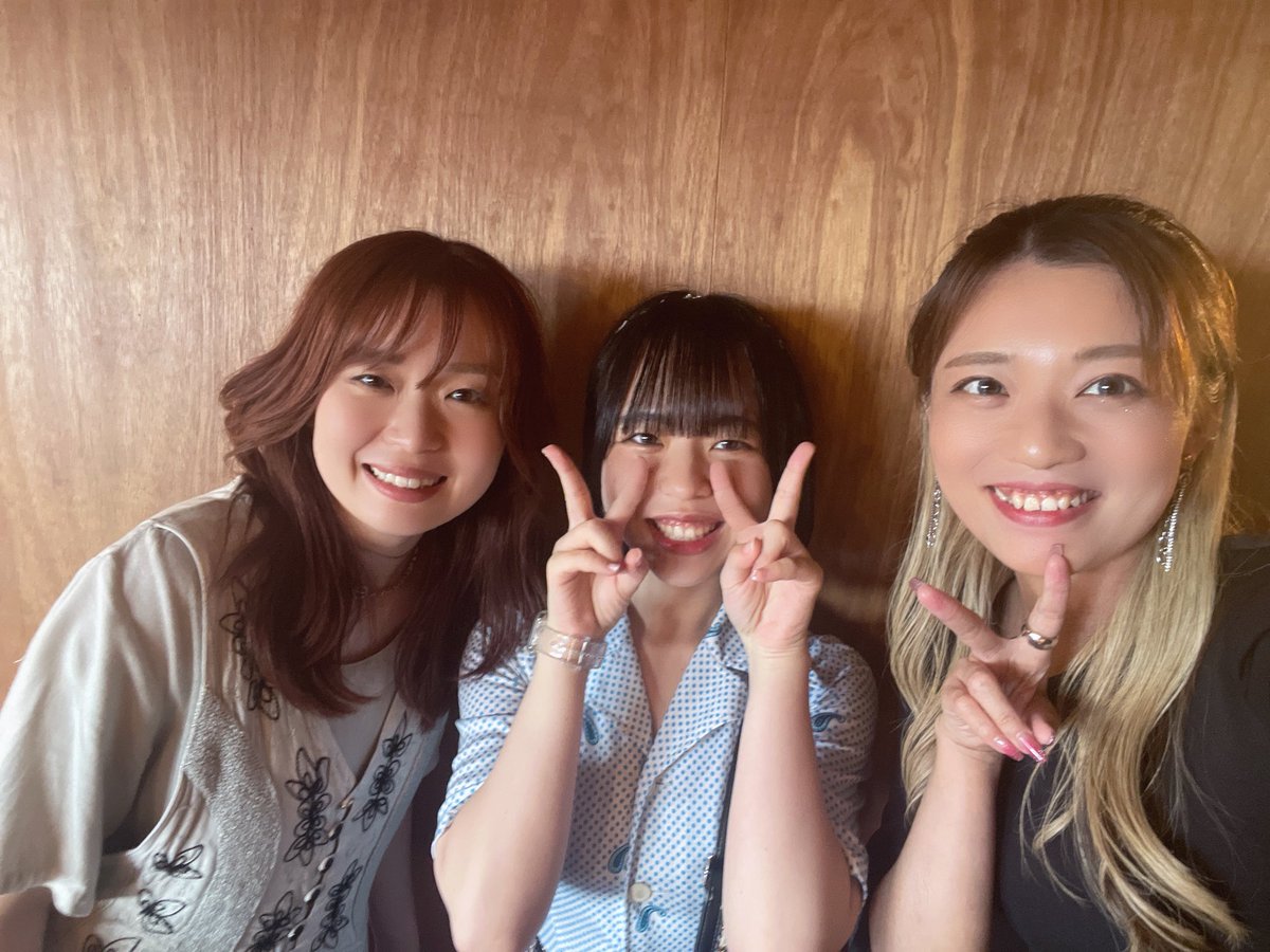 2025.7.20 季ららYokohama
ありがとう😌🫶🏻

見てくれたみんなありがとう✨✨

初めてのハコだったけど、
とっても素敵でみんなあったかくて
楽しく歌えました🥹

念願の歌を一緒に歌ってくれた
Ayanaちゃん(<a href="/ayana_____na/">Ayana</a> )に
感謝🥰

素敵なみんなと対バンできて幸せだった🤍