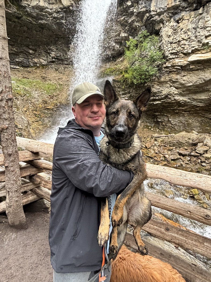 Pozdrawiamy z Ciri znad Troll Falls.