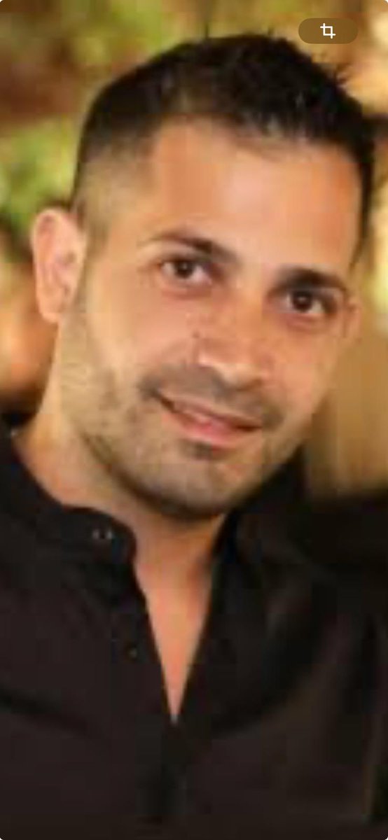 🎗️‼️653 Jours en ENFER !!!
🖤Uriel Baruch 🖤,35 ans , originaire de Giv’on près de Jérusalem. Marié à Rachel et père de 2 jeunes garçons .
Travailleur dans le bâtiment.Connu pour sa générosité,sa joie de vivre et son amour de la techno.Il participait à Nova