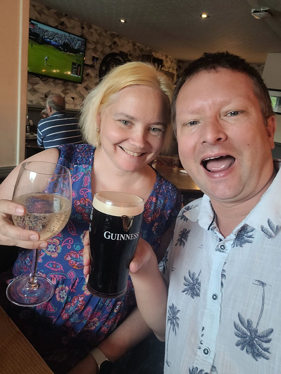 official_danik's tweet image. 1000th pub visited since August 2021! Greetings from The Harrier in Peterborough. Celebrating with family meal. Thank you for all your support guys and go and support your local pubs! 

@CaskFinder @caskmarque @BeerMarqueUK @greeneking