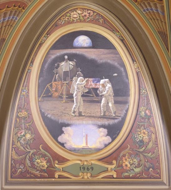 CapitolHistory's tweet image. #OTD in #history, 1969, Neil Armstrong took “one small step for man, one giant leap for mankind.” His message reached more than half a billion people. Not long after, #POTUS Nixon told the astronauts: “Because of what you have done, the heavens have become a part of man’s world.”