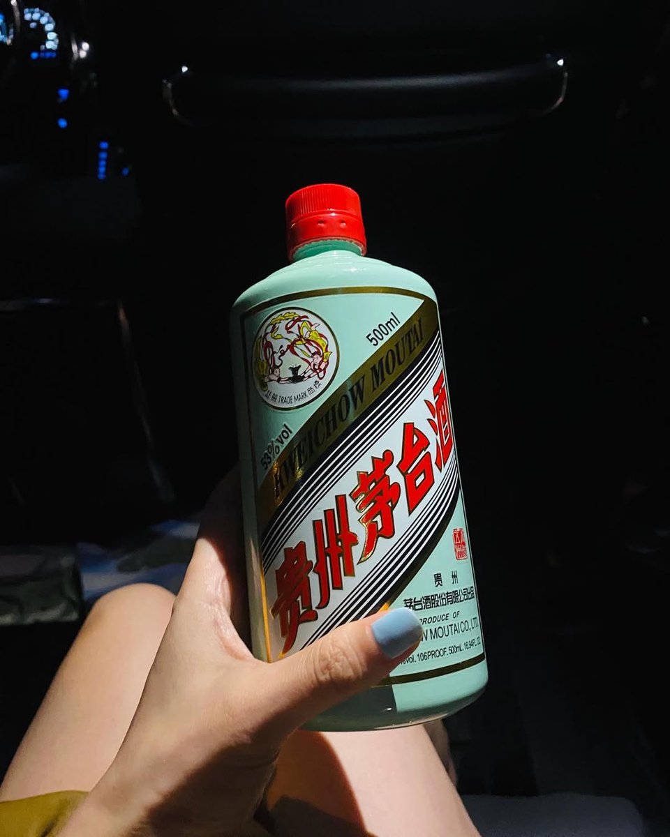 GMoutai &amp; Happy Sunday folks 🥂