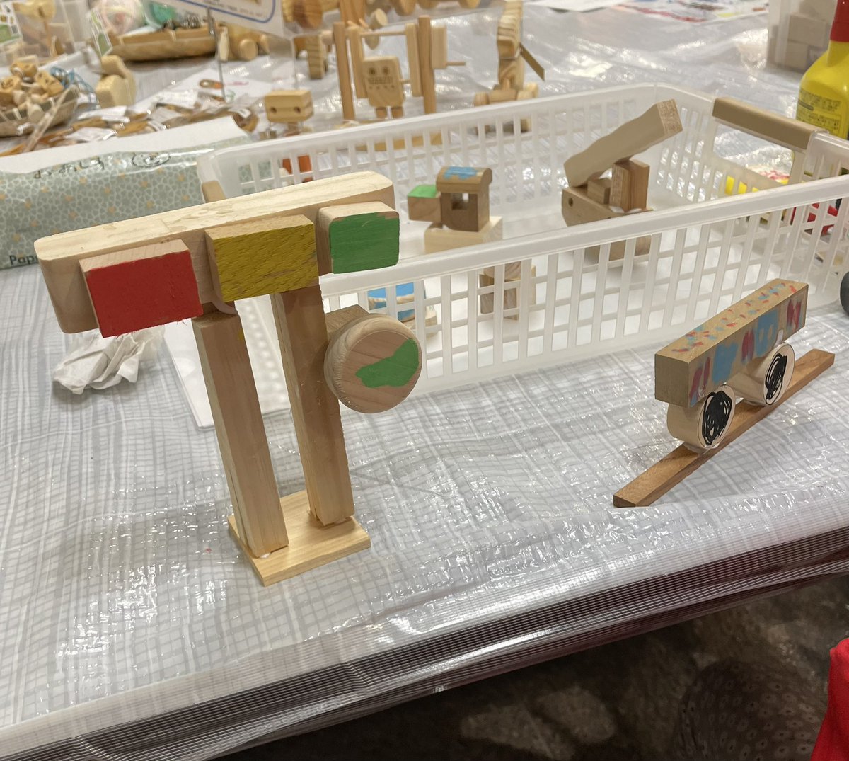 ワークショップに参加された皆さんの作品16
信号🚥！！