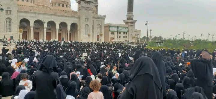 إحياءً لذكرى اس,تشهاد حليف القرآن إمام الثا-ئرين الإمام زيد بن علي-عليهما السلام، تحت شعار#بصيرةوجها
 #حرائرالأمانةالماجدات 
 جامع الشعب - مديرية السبعين