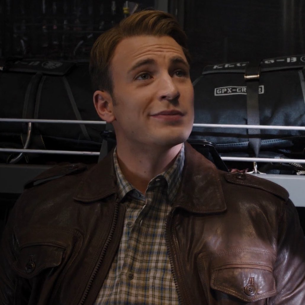 stateofcevans's tweet photo. i miss my wife steve rogers 😕 https://t.co/VfwG8Xrspu