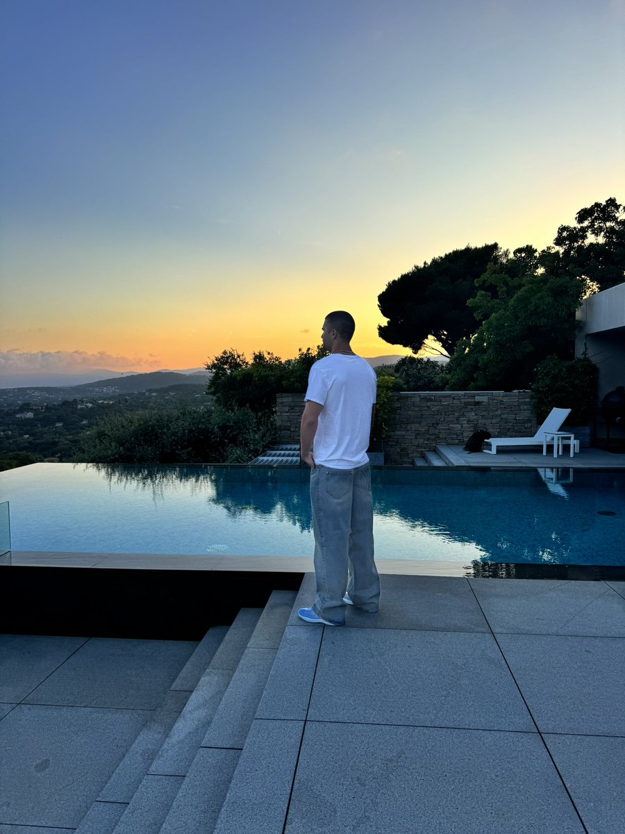 _TJRTrades's tweet image. Nerf me