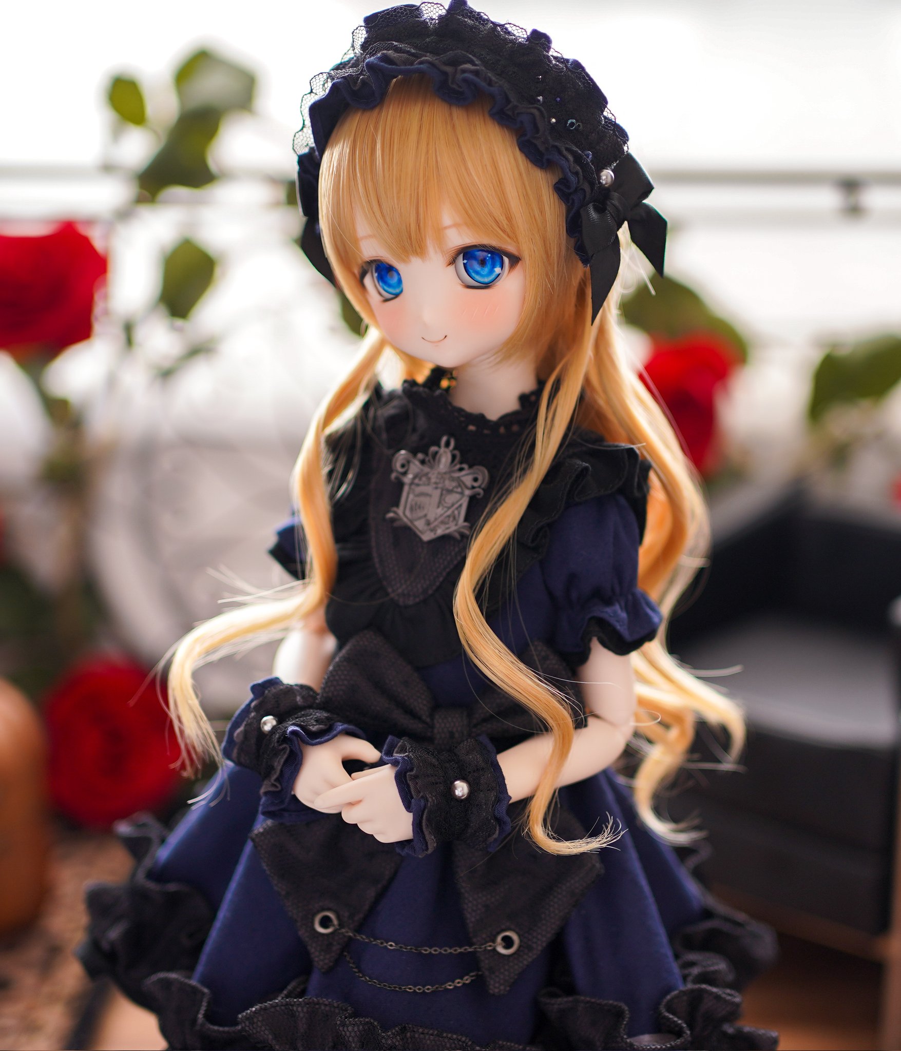 カスタムアイシードール　オーダー『病み顔マント少女』『オーバーオールとニット帽 TOAClaris🍉とあ on X: 