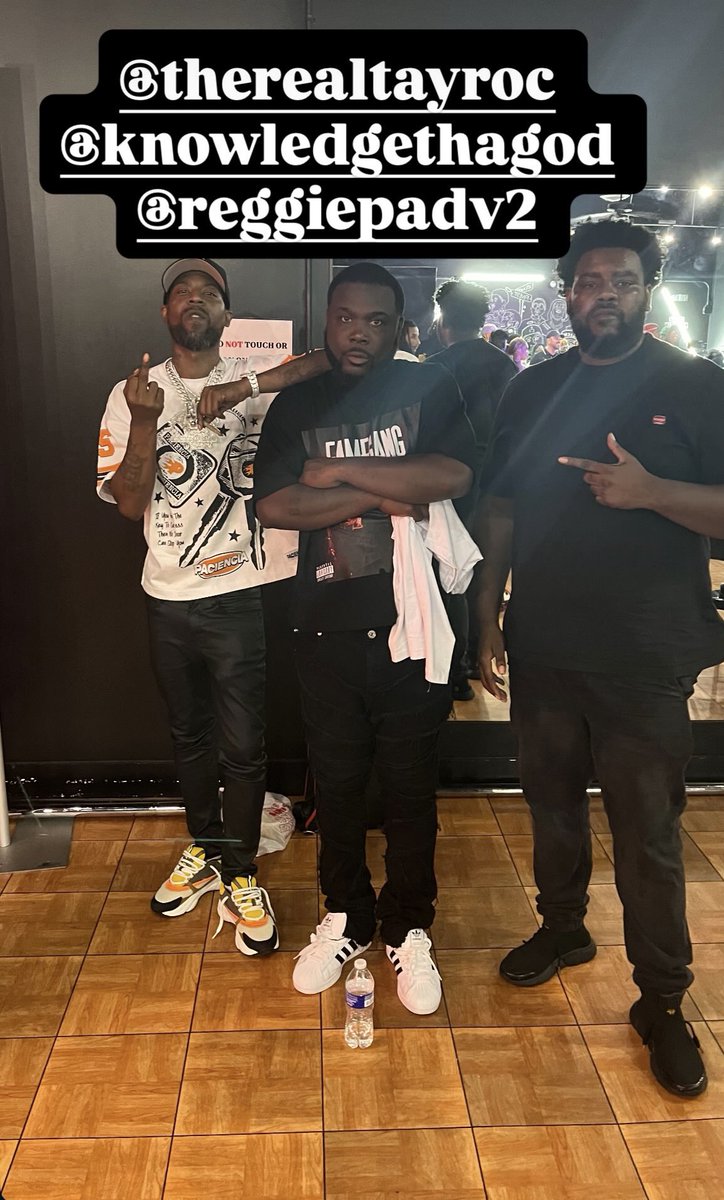 reggiepadv2's tweet image. Went crazy on stage last night @BoilerRoomATL  vs Lions Den 🦁 was a success on all ends s/o to everyone involved . 
#Aintnobodysmokingreggie 💨💨💨
