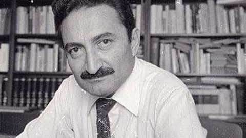 Kıbrıs Barış Harekatının yıldönümünde,
57. Hükümet’teki Başbakanlığı döneminde müşaviri olarak çalışmaktan onur duyduğum,
Halkçı, tam bağımsızlıkçı, dürüst lider, devlet adamı, eski genel başkanımız Sayın Bülent Ecevit’i rahmet, saygı ve özlemle anıyorum.
Milli davamız Kıbrıs