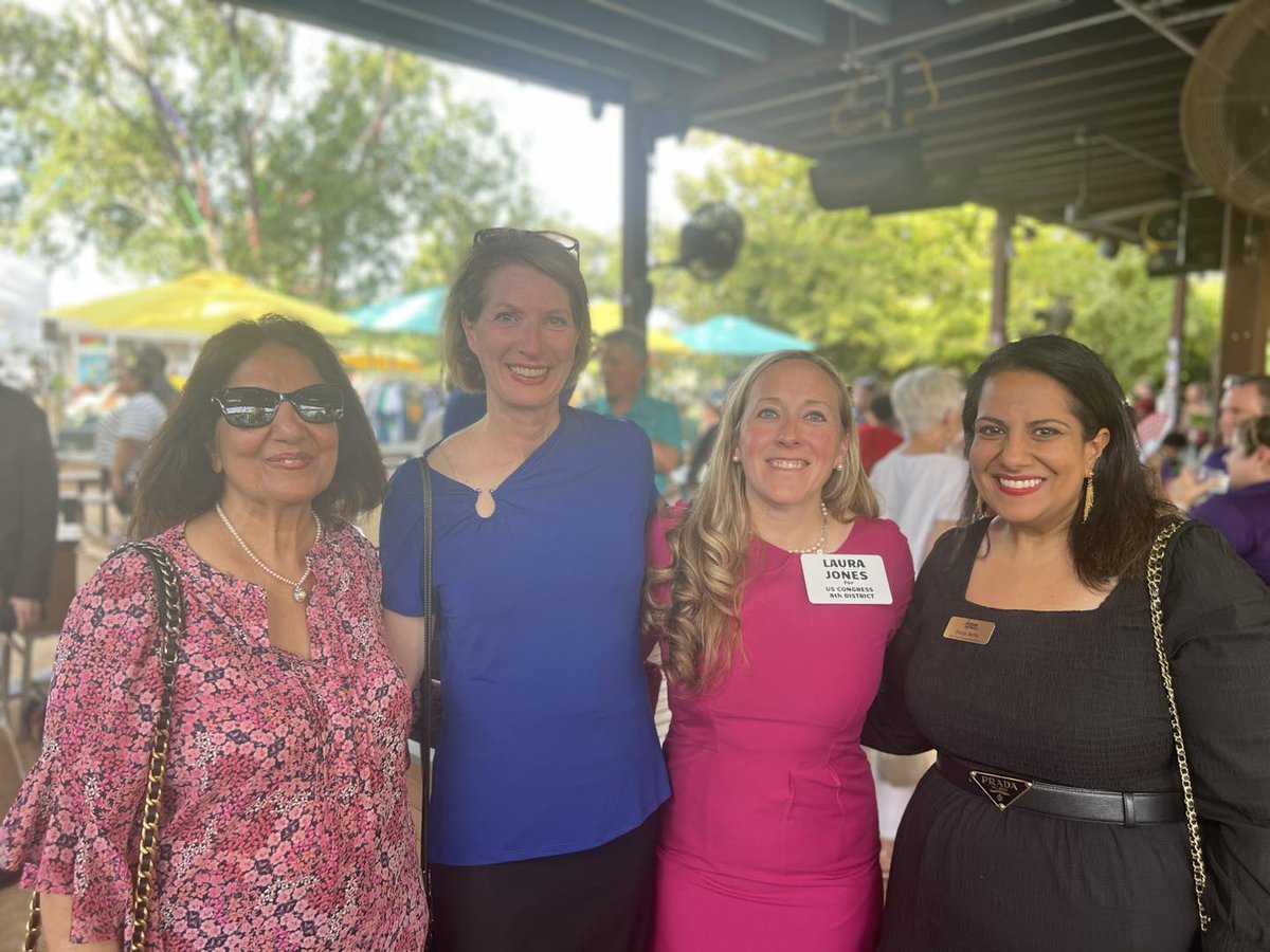 CongressLaura's tweet image. It was wonderful to see familiar faces and meet new friends at Vikki Goodwin for Lt Governor kickoff event in Houston last night
@harrisdemocrats @HoustonSecular @VikkiGoodwinTX @BobbyForTX @PoojaForTexas @HTown4Progress @ProgressTX @CrayKain @SamiamaDem @kat223 @mcdpTX