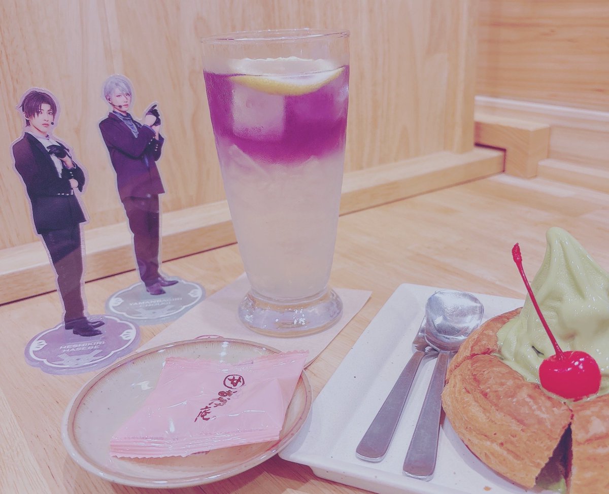 tolove1189's tweet image. ドーム両日いますので、もしお時間あればお会いして頂けると喜びます🥹💦
・29日12時以降~開場まで
・30日未定(開場2時間前にはいるはず…)
少しばかりではありますが今回は差し入れもご用意しようかと思っておりますので、お会い下さる方はこちらにリプ頂けると助かります🙏🏻
(写真は流れ防止)