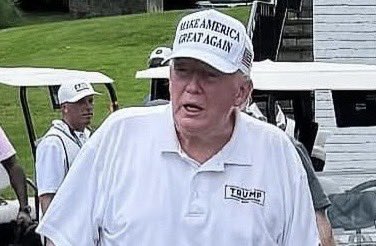 5 things Trump did this week:

1. Claimed exposing the Epstein pedo ring was not a priority

2. Said he “lost faith” in his supporters

3. Called his supporters “stupid people” 

4. Denied drawing a naked woman for Jeffrey Epstein

5. Went golfing again