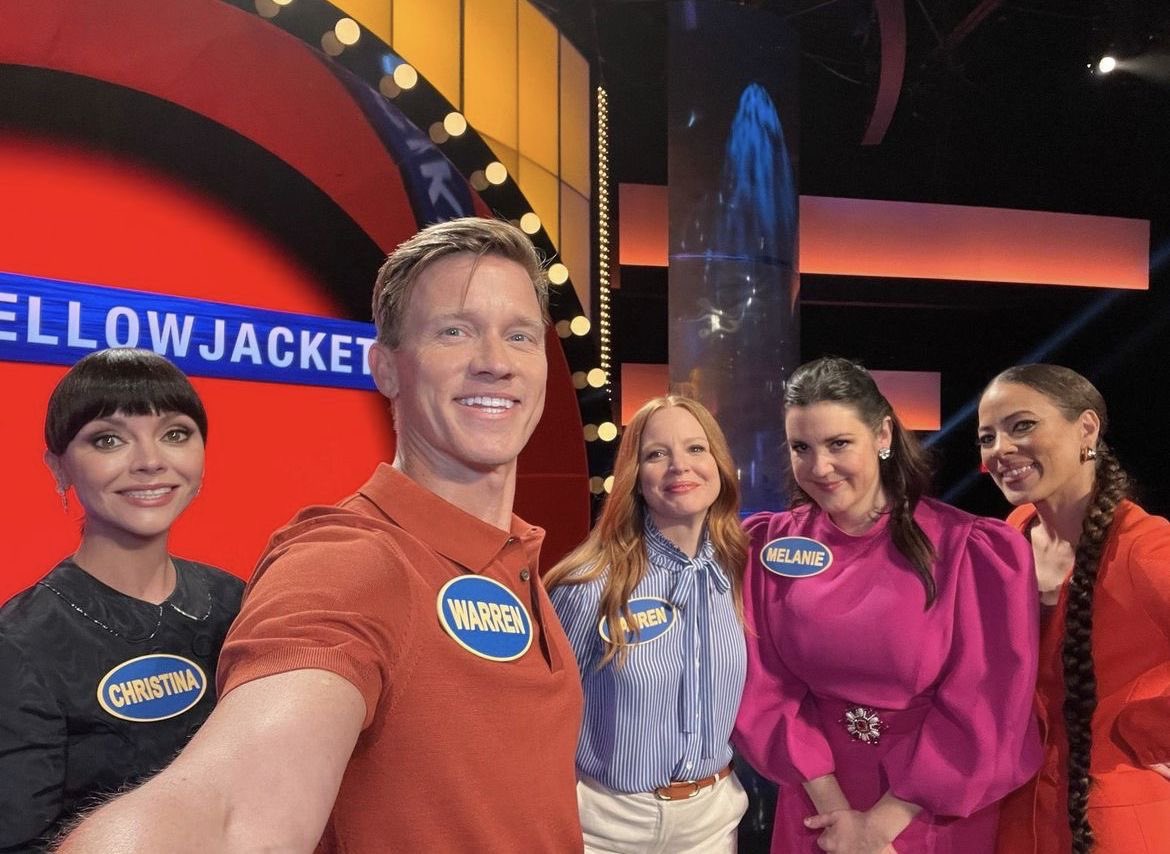 archivewarren's tweet image. so glad this man gets to be on press tours just look at how happy he is #warrentwt
