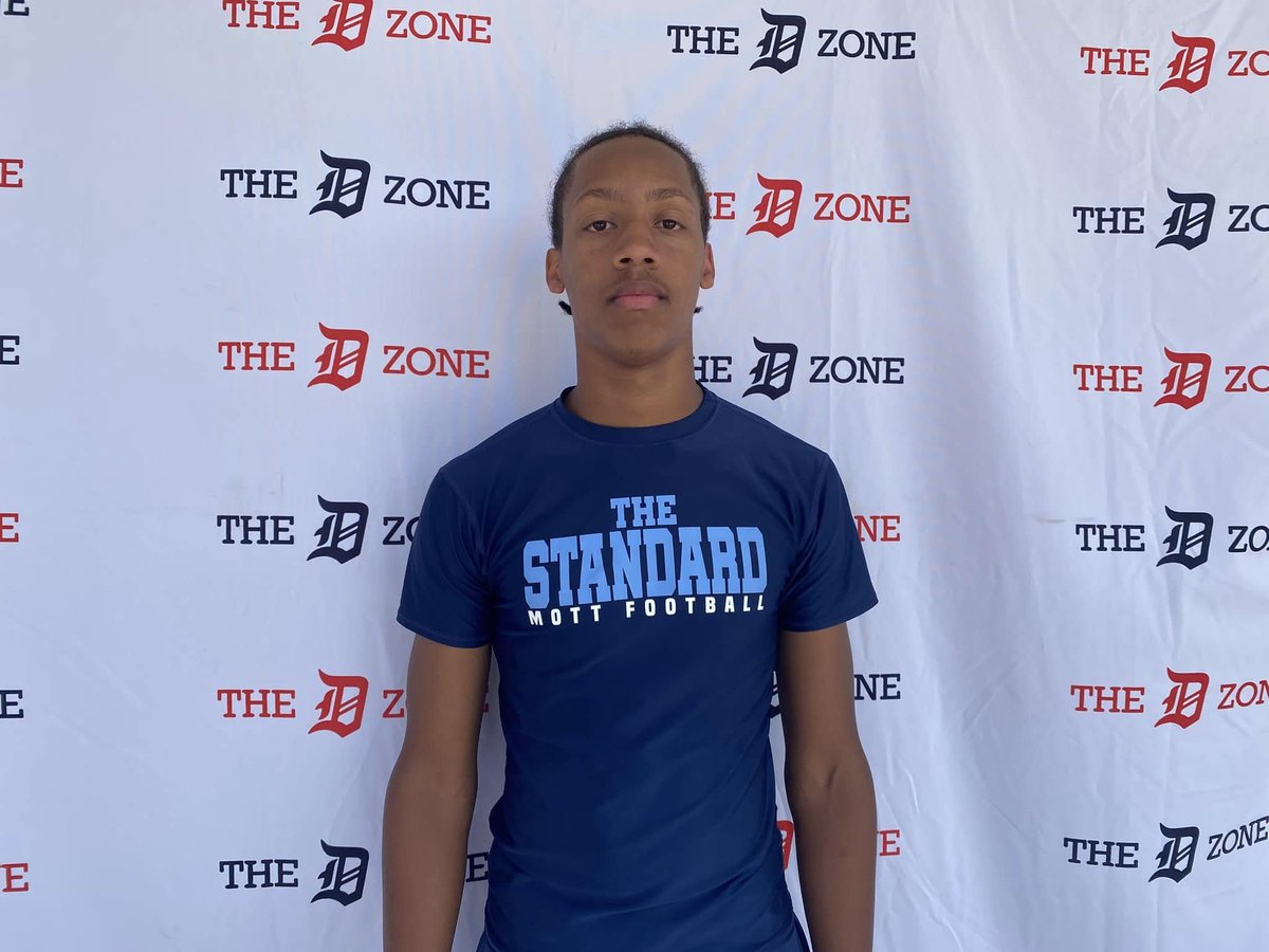 The D Zone (@thed_zone) on Twitter photo Waterford Mott (0-0) beat Detroit Denby (0-0) 31-21
at The D Zone 7on7 Shootout
Waterford Mott 2027 WR/DB Tory Robinson - had 4 TD catches
@waterfordmott <a href="/MottCorsairsFB/">Waterford Mott Football</a> Waterford Mott (0-0) beat Detroit Denby (0-0) 31-21
at The D Zone 7on7 Shootout
Waterford Mott 2027 WR/DB Tory Robinson - had 4 TD catches
@waterfordmott <a href="/MottCorsairsFB/">Waterford Mott Football</a>