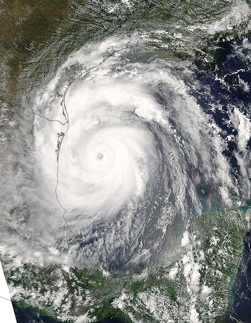 weather_history's tweet image. July 20, 2005:
Hurricane Emily made a final landfall in northern Mexico as a Category 3. Storm surge destroyed most of Laguna Madre (a coastal fishing community), while heavy wind damage and inland flooding was reported around several other towns. No lives were lost.
#wxhistory