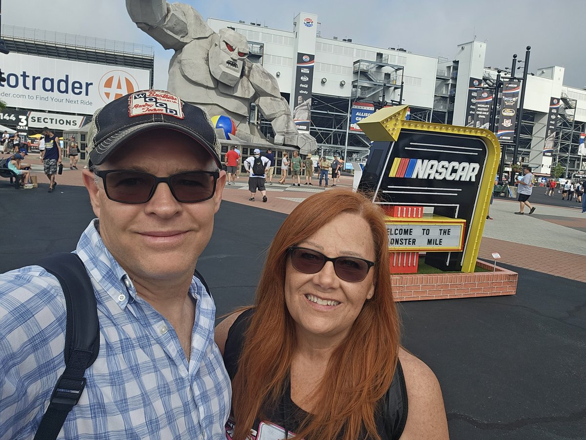 MGraffius's tweet image. Race day @cheddarskitchen @RCRracing @KyleBusch @MonsterMile #NASCAR
