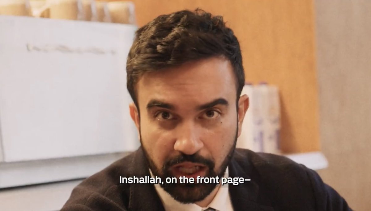 tamoorh's tweet image. Me when I post a spicy thread on Reddit and hope people see it