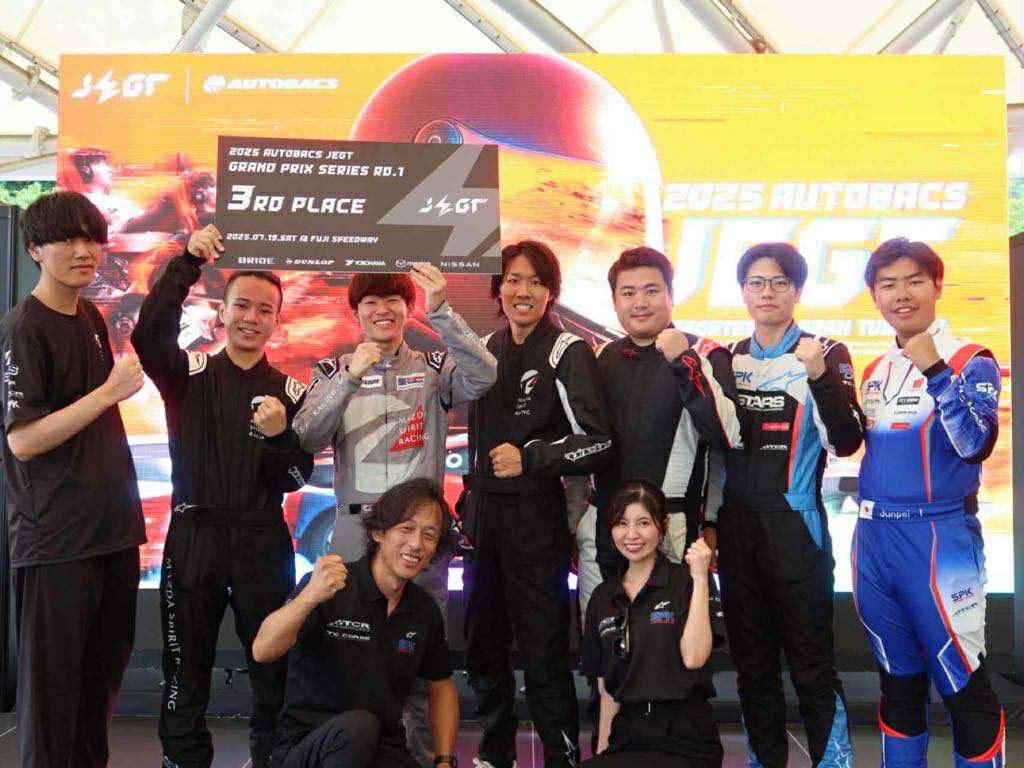 JEGT 2025 グランプリシリーズ
 開幕戦、Rd.2を終えてのポイント

#105 SPK e-SPORT Racing with TC CORSE 20pt

#54 MAZDA SPIRIT RACING with TC CORSE  27pt

Rd.3ではさらに上を目指し頑張ります💪

#spkesportracing #TC_CORSE
#TCR #CBP #BLITZ #tcladvance #alpinestars #アルパインスターズ