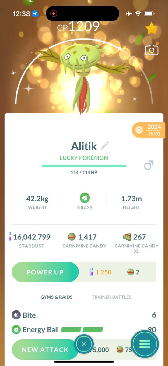 Special thanks to <a href="/iampirus/">IAMPIRUS</a> for my new shiny ✨ dex entry. 
Just under 30 remaining to find and a bit more to trade. 

Will I be able to complete it for all released Pokémon before the end of the year?

#PokemonGO