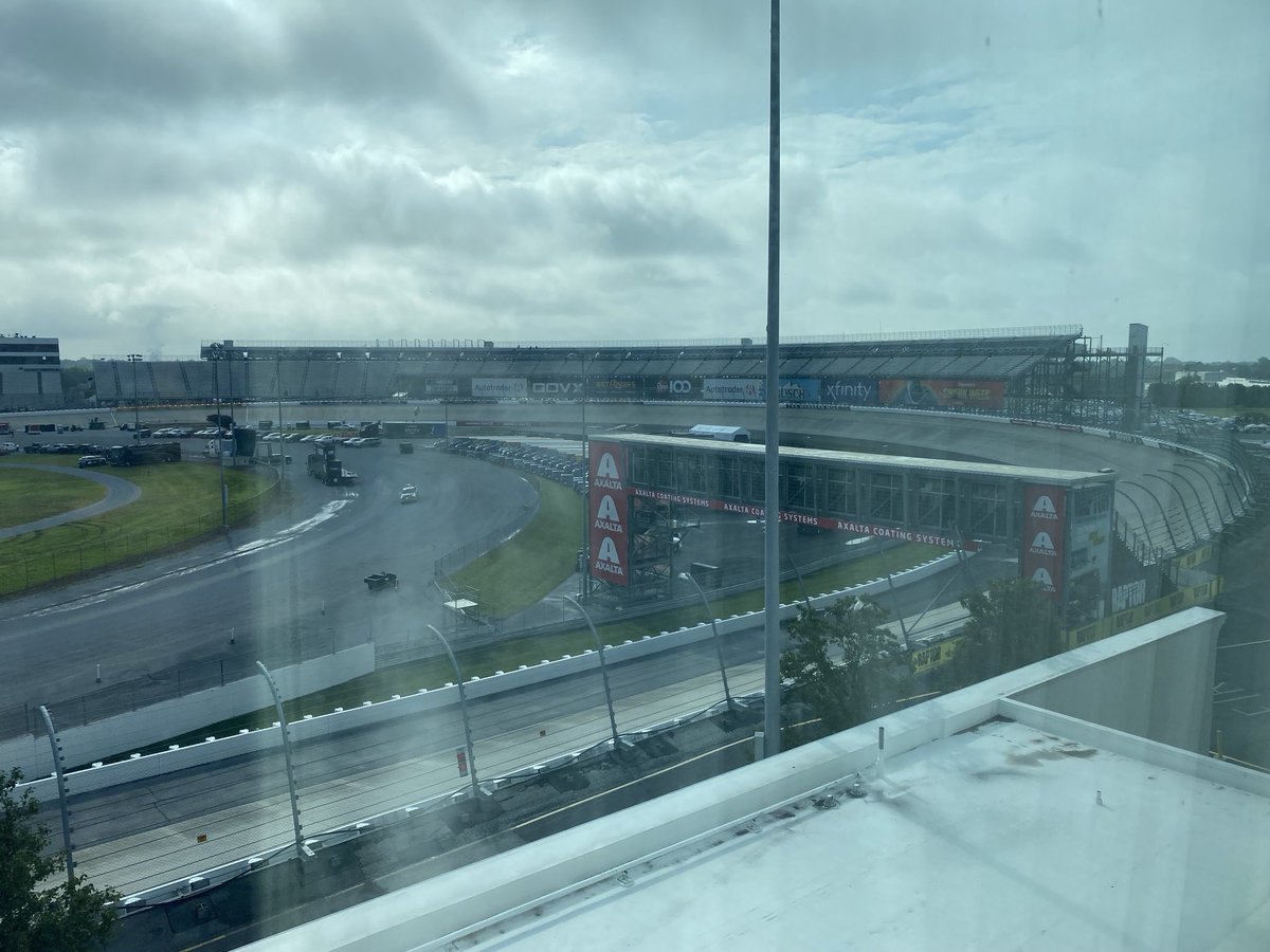 GuruGarrow's tweet image. Great view of @MonsterMile from my hotel room at Bally’s. Sun is peaking through the clouds and we are going racing today. PRN pre-race show 1:00 @PRNlive