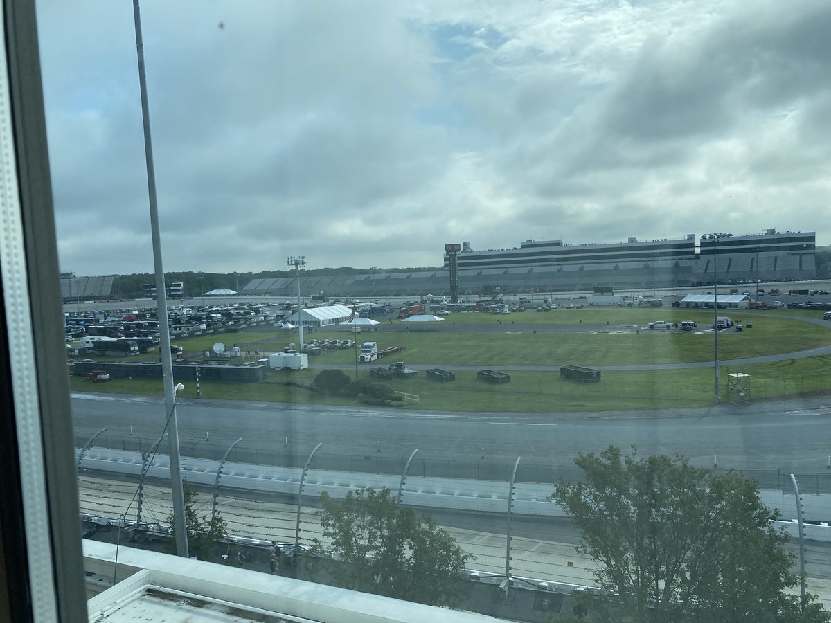 GuruGarrow's tweet image. Great view of @MonsterMile from my hotel room at Bally’s. Sun is peaking through the clouds and we are going racing today. PRN pre-race show 1:00 @PRNlive
