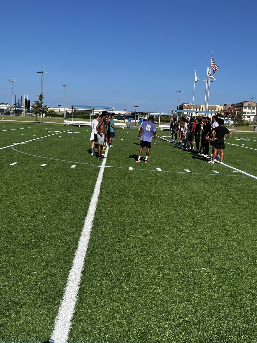 Busterwoo's tweet image. SUNDAY FUNDAY! @Jen_N_Knights @KnightsNaples #knightsnation #Letsride #Knightup.