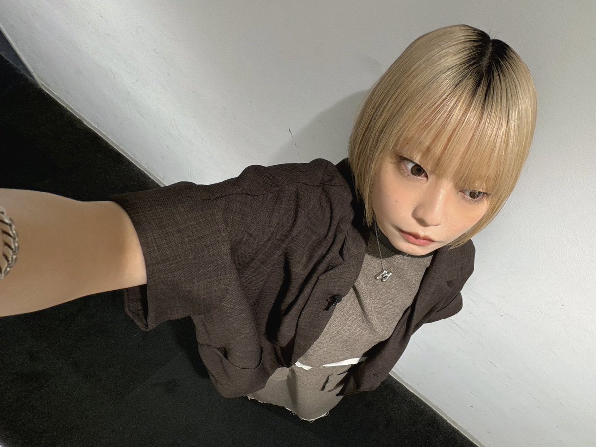 Hondo_dagaya_'s tweet photo. tops&skirt #almondoil
スタイリスト: MASAYA さん https://t.co/rfgpkfgys1