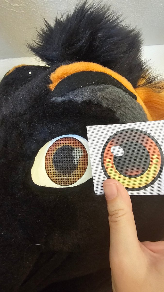 FurDelicious tweet media