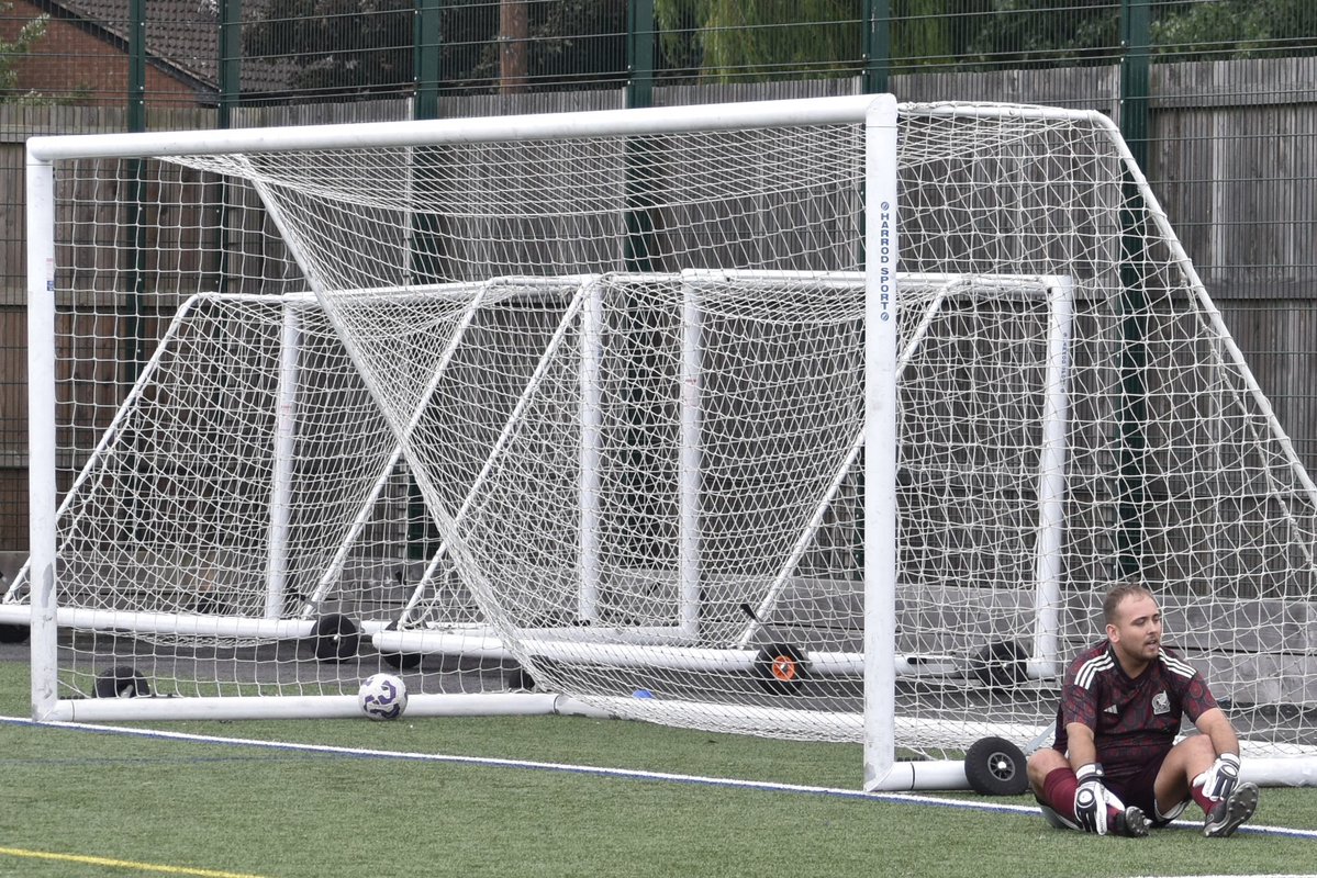 paulmoran62's tweet image. .@WoodstreetFc score their only goal in todays friendly against @GlenbuckFC played @LcfaSefton