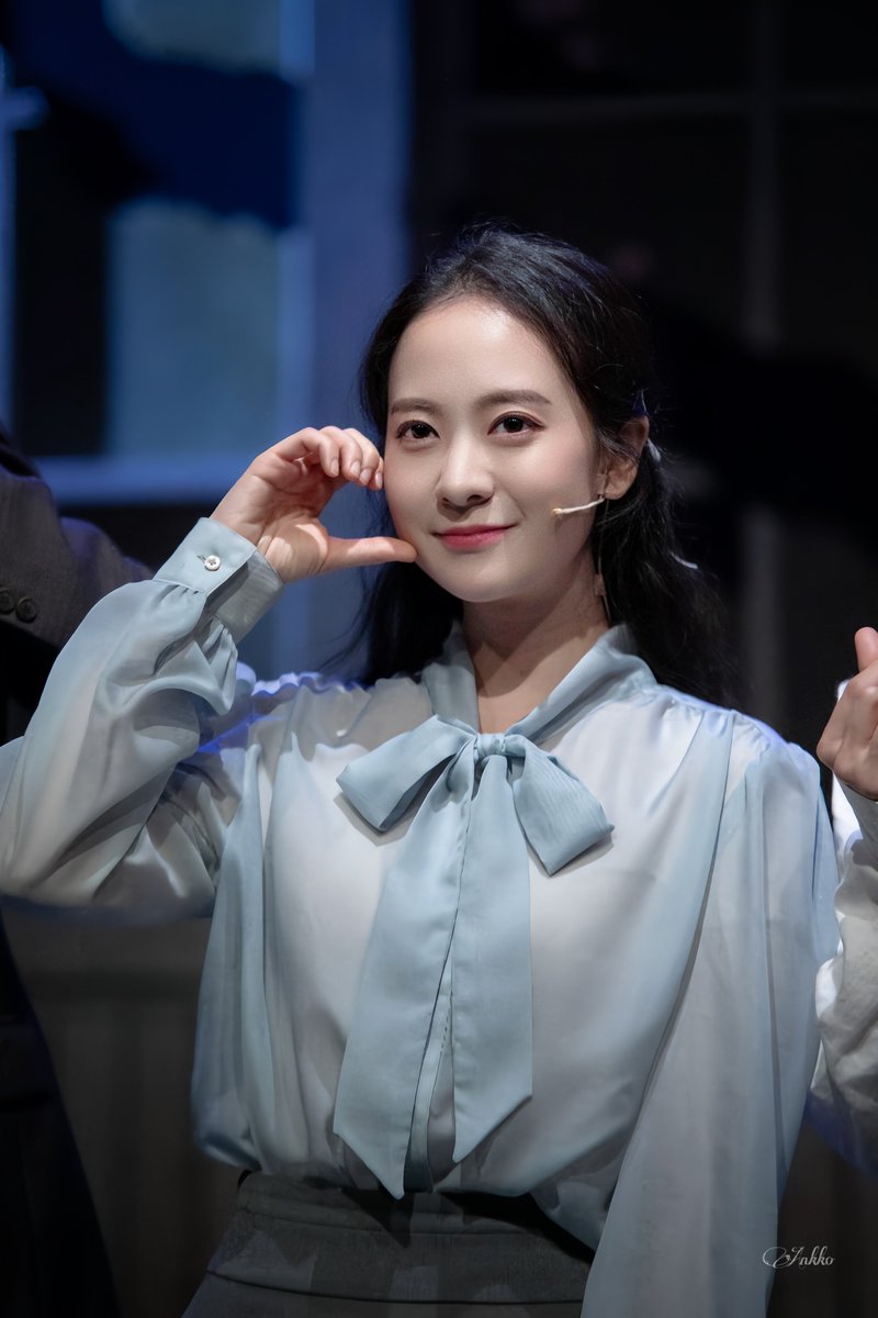 250720 뮤지컬 낙원 

윤삼일 役 #이정화 배우님
윤에스더 役 #송상은 배우님