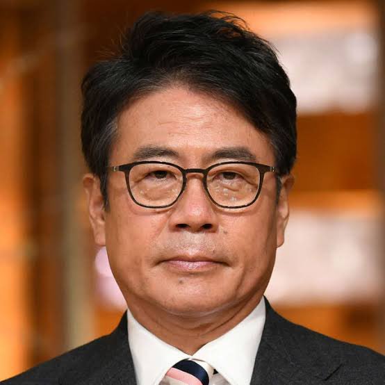 2dR84qAUWI47920's tweet photo. 大越健介。
ジャーナリストでキャスターね。
独自の意見言いたいならテレビ出るなよ。
公平性にかけていてものすごく不快で選挙ステーションは情報に価値ないと理解した。
 #選挙ステーション
 #大越健介 https://t.co/lq9DpCKyeq