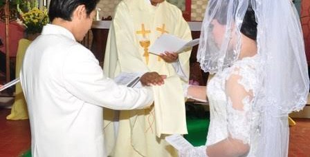 @DMCHANSIK93 <a href="/YOUJUNGKlM/">Yoojung ❃</a> <a href="/EO_CASTLE/">EO Castle</a> Senyum hangat terpancar dari wajah Damien saat ia beralih kepada Chloisa.

“Saudari Chloisa Coraline, dengan sepenuh jiwa, bersediakah Anda berdiri di sisi saudara Arthur Michael @DMCHANSIK93, dalam hari-hari cerah maupun kelam, -

#ChloArtVows