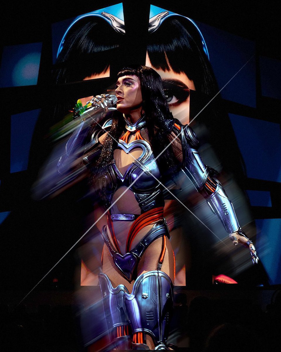 PopDrug's tweet image. 🚨 “LIFETIMES TOUR” becoming Katy Perry’s MOST grossing tour exceeding 100 MILLION $ so far !