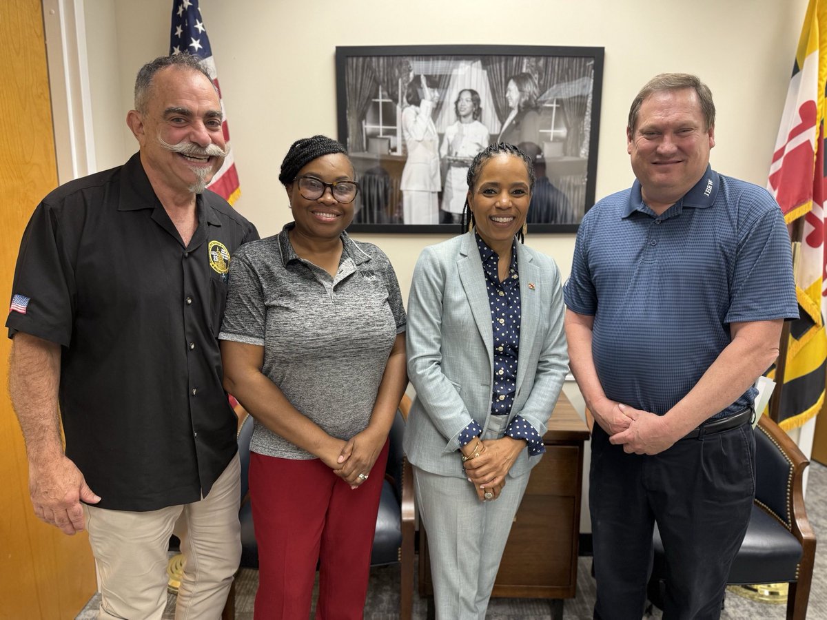 Sen_Alsobrooks's tweet image. Glad to meet with IBEW Local 26!
Maryland’s economic success depends on robust federal support, protected labor standards, and expanded access to apprenticeship and training programs that create good-paying jobs.
I will always be a champion for labor rights.