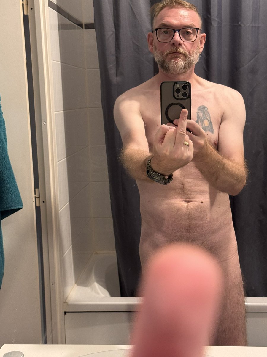 newbook (@edwin_book) on Twitter photo #onefingerchallenge #fingerchallenge #onefingerselfie #onefinger #onefingerchallenge #fingerchallenge #onefingerselfie #onefinger