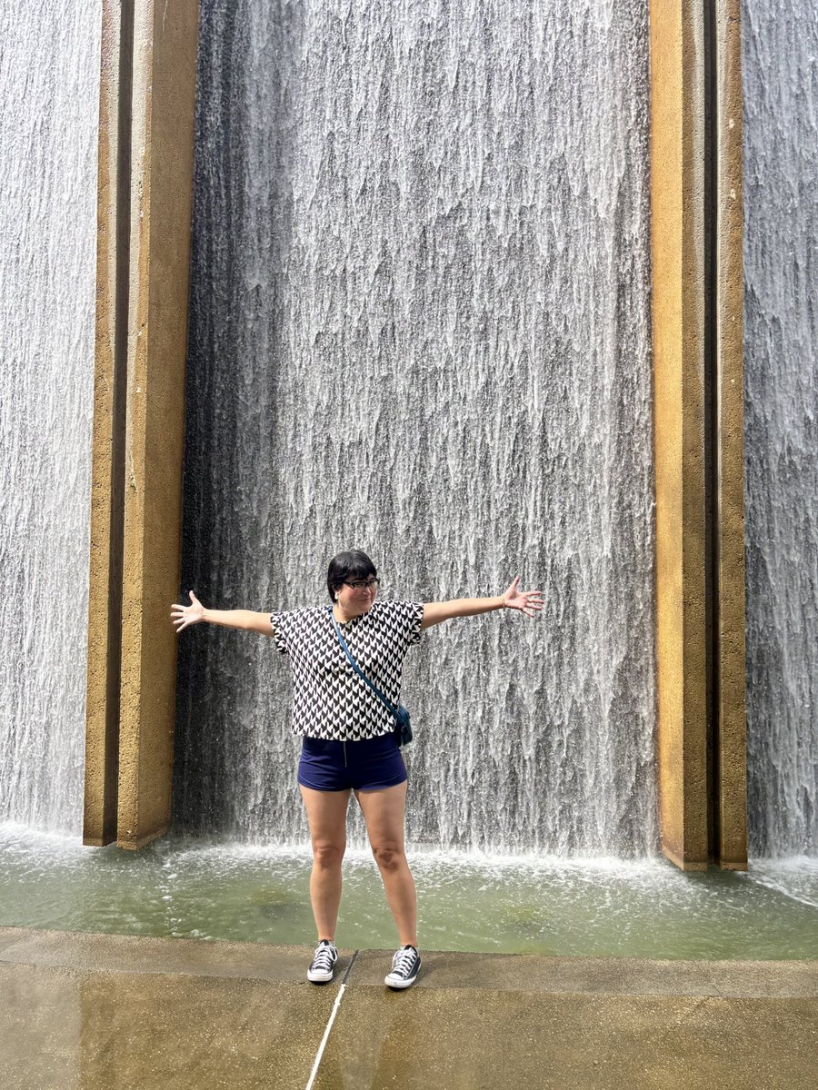 fumikochino's tweet image. Sheldon Lake State Park and WaterWall. 🐦 ☁️ 💦 #WeekendsinHouston