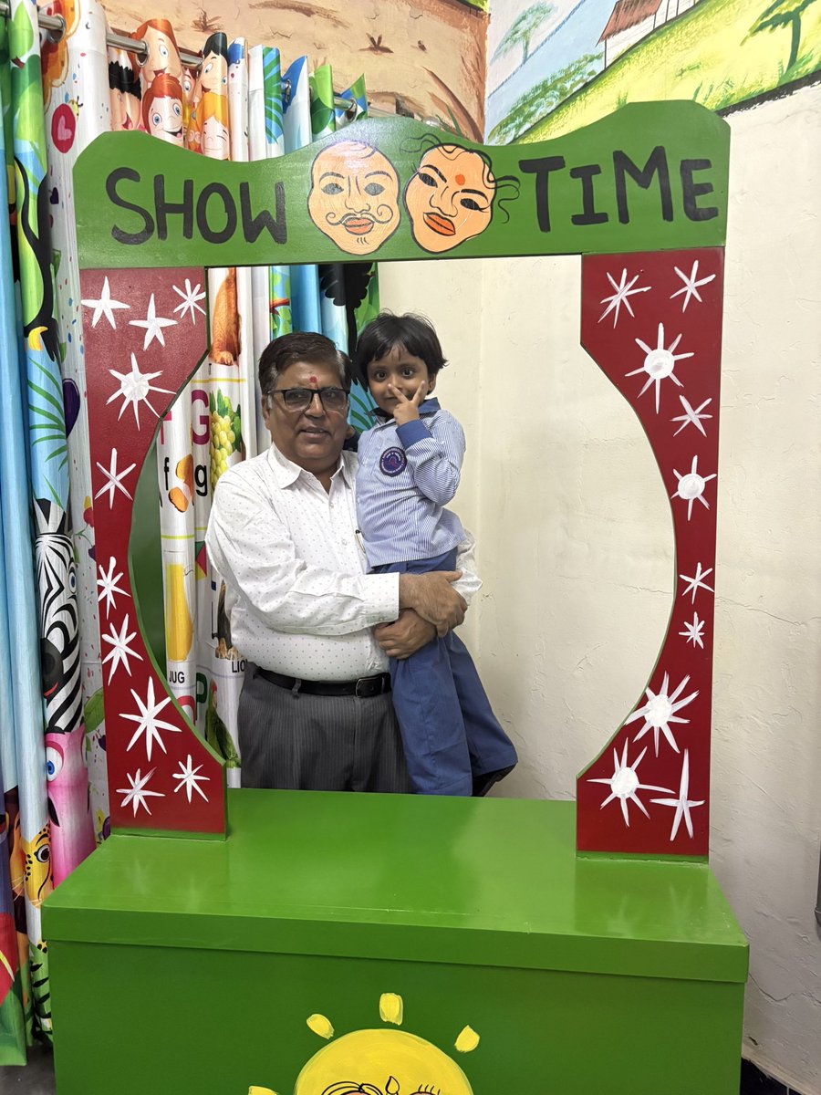 SKV2_PB's tweet image. Balvatika @ SKV No. 2 Punjabi Bagh (1515023) - Where young minds bloom! 🌼 #BalvatikaInauguration #LearningMadeFun
