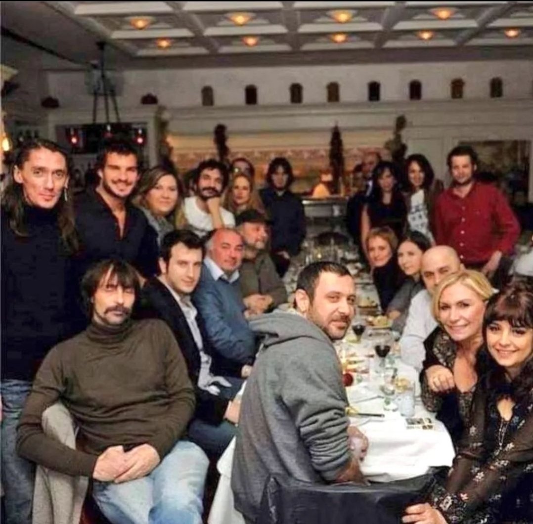 şu zamanlara duyulan özlemin tarifi yok aga