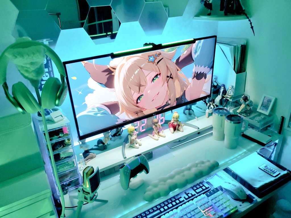 SSugoiyan's tweet image. 今日はきららちゃんカラーだよ
♪ (#^ー°)v
#desksetup
