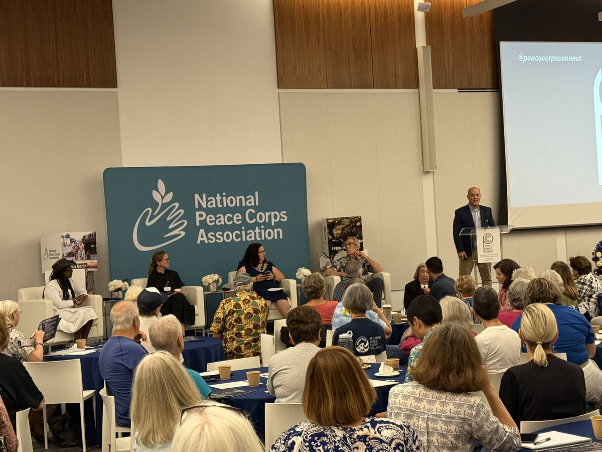 jas3311's tweet photo. Day 2 of @pcorpsconnect’s conference. Returned Peace Corps Volunteers here who started service in 1962 to present day (including those about to start service)! Amazing energy! #PeaceCorps #RPCVs https://t.co/TAAv170c5L