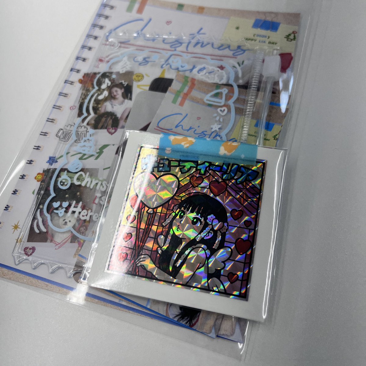 주말에 습기를 이기고 다녀옴 후우 
아기 지수 포카 ㄱㅇㅇ

#Christmas_is_here 
#한여름리아스마스
#ITZY #LIA #있지 #리아